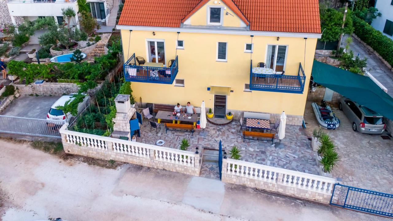 Planikovica Apartments Trogir Eksteriør billede