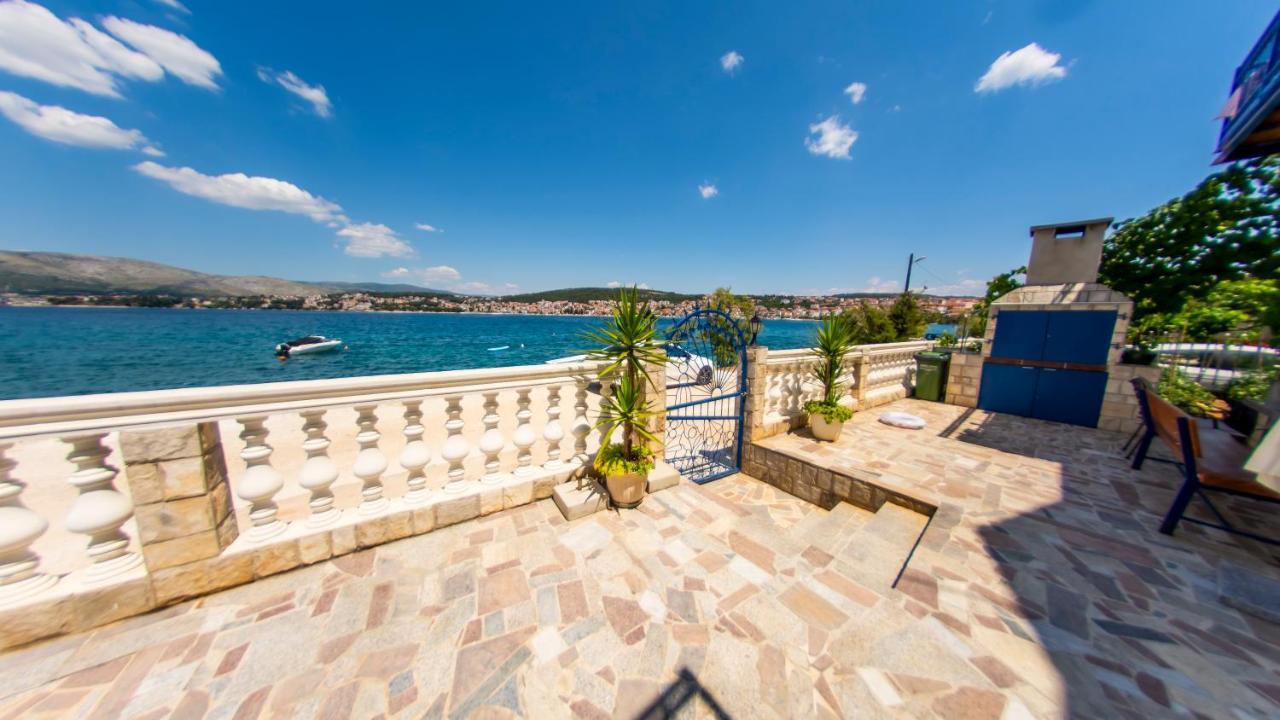 Planikovica Apartments Trogir Eksteriør billede
