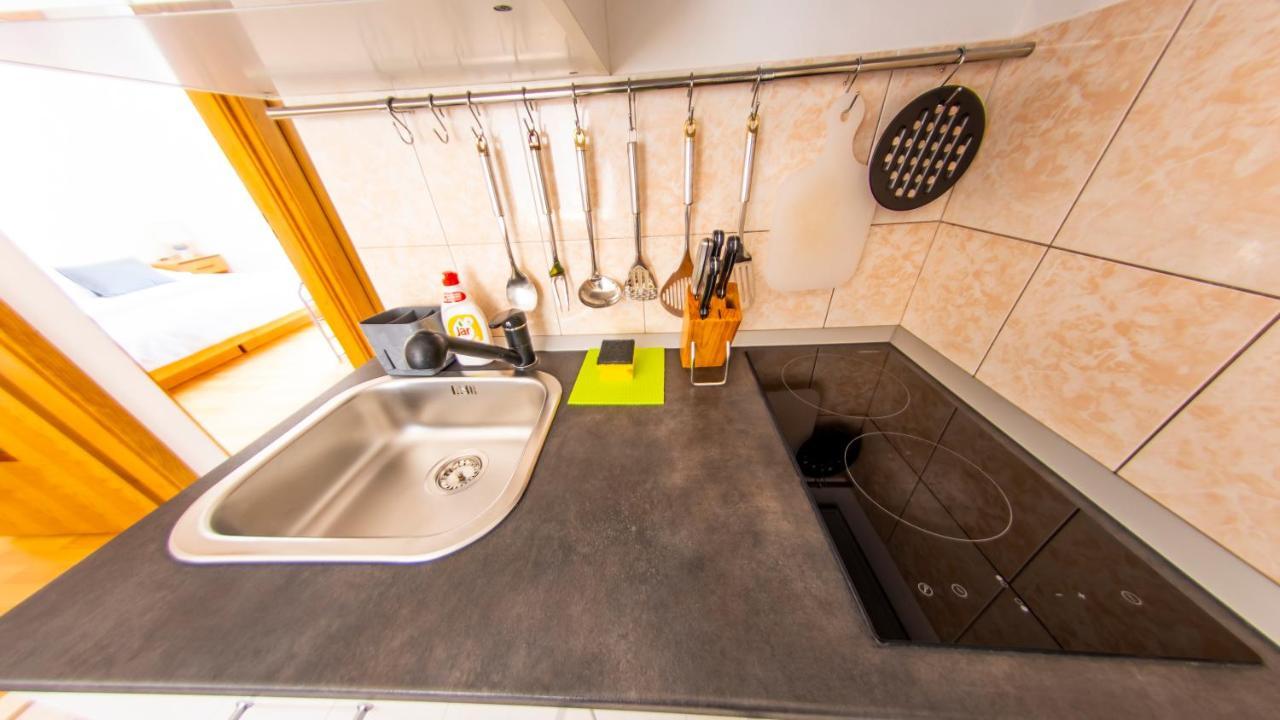 Planikovica Apartments Trogir Eksteriør billede